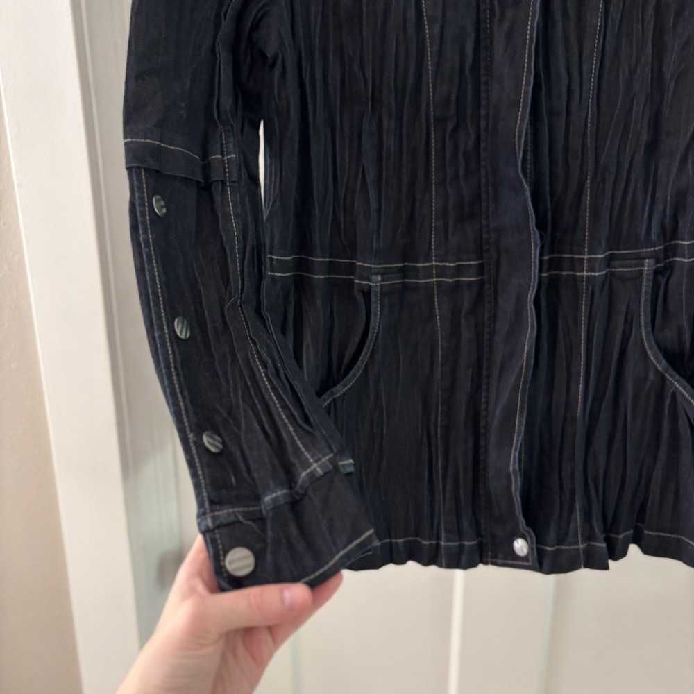 Tribal Women's Denim Dark‎ wash Crinkled Textured Jacket Button Collared Medium - Picture 4 of 7